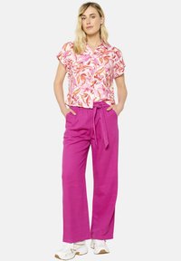 LolaLiza VIBRANT FLORAL - Camicia - red lollipop