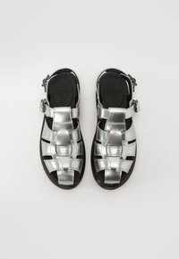 Dr. Martens CAARYS UNISEX - Sandali - silver coloured