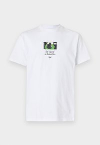 Thumbnail Image 6
