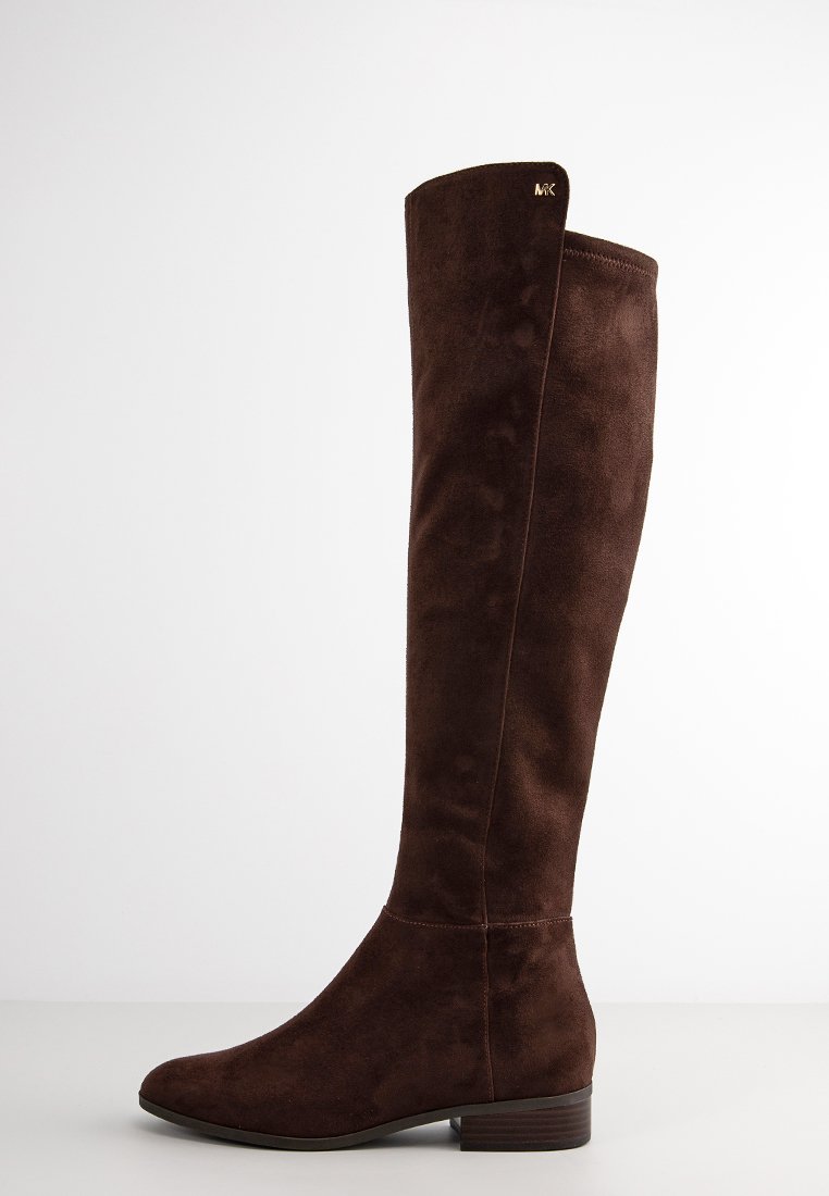 Cizme peste genunchi