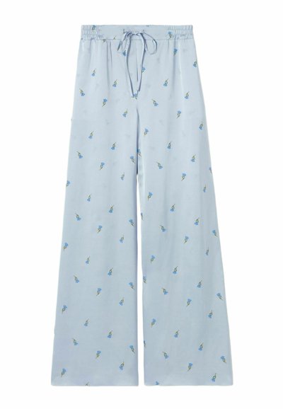 Pantaloni a gamba larga azzurri realizzati in tessuto morbido, con vita regolabile con coulisse e motivi floreali sparsi in blu e verde.