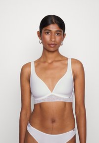 Skiny - Triangle bra - ivory Thumbnail Image 1