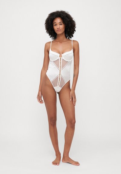 KIKI DE MONTPARNASSE TEMPTRESS - Bodi - white