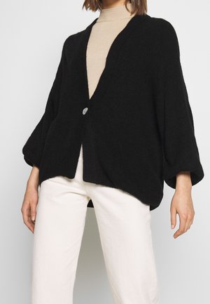 Vest - black