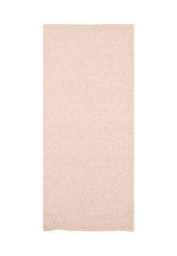 Coperta lavorata a maglia rosa pallido con una texture a coste, decorata con piccoli punti argentati distribuiti uniformemente sulla stoffa.