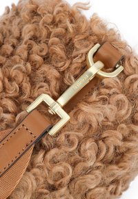Bogner RIGI ATTIRATO SENTA SVO - Borsa a tracolla - cognac