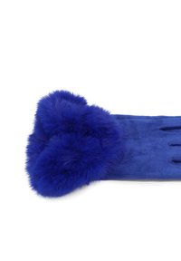 Guanto blu in suede con un morbido bordo di pelliccia intorno al polso, steso su uno sfondo bianco.