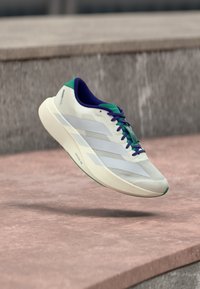 Non sélectionné, white tint/clear grey/court green