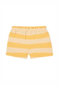 Shorts rayés jaunes et crème avec une texture côtelée, présentant une taille élastique pour le confort. Coupe courte et détails de couture sans couture.