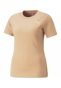 Camisa de manga corta beige fabricada con un tejido texturizado; cuenta con un cuello redondo y un logo de Puma en blanco en la parte superior izquierda.