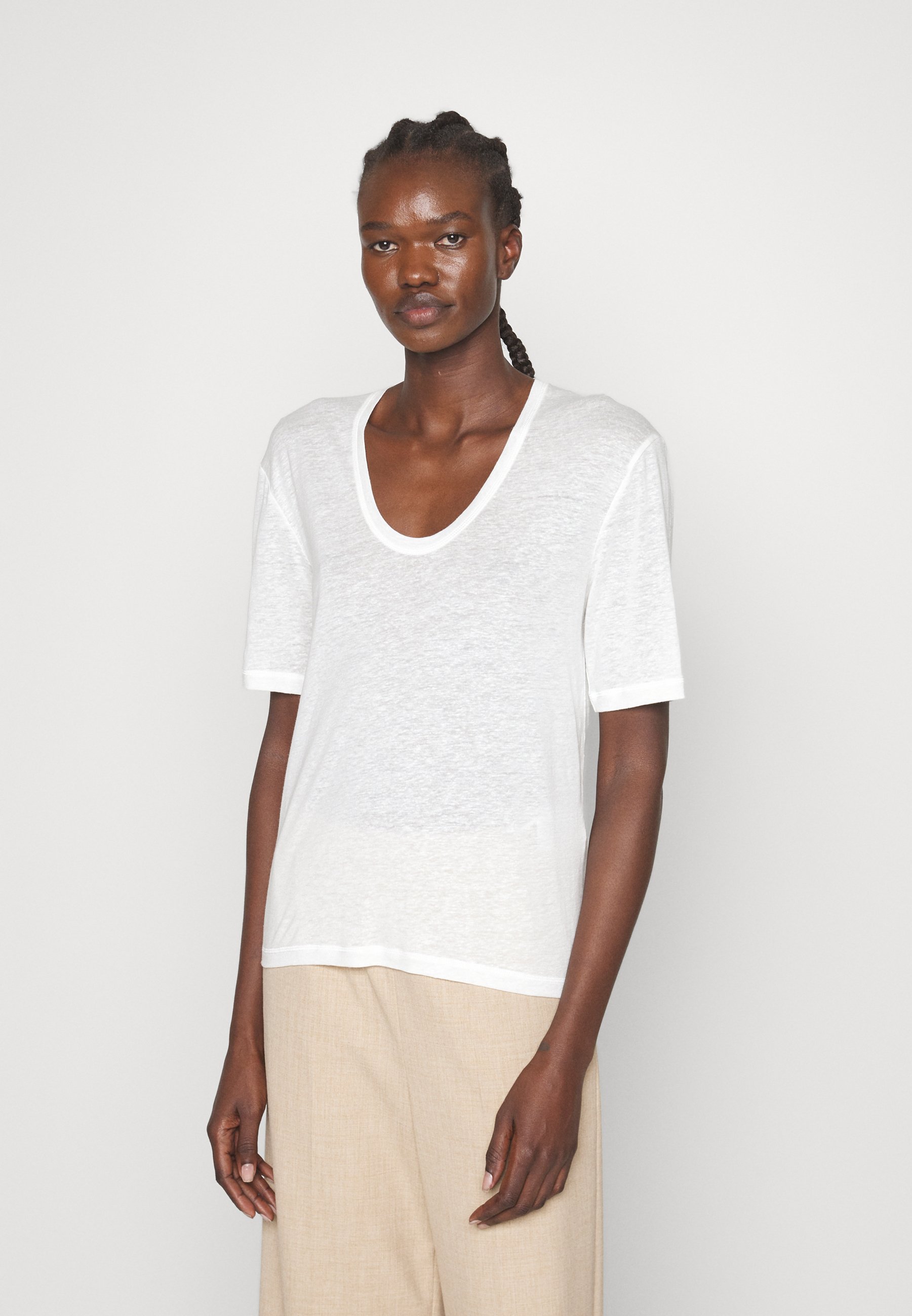 売れ筋商品|||バイマレンバーガー Tシャツ レディース トップス ESSENTIALS  AMARINGA - Basic T-shirt - soft white Amaringa T-shirt - Buy Tops & blouses online | By Malene Birger