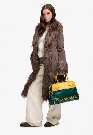 Superdry & Co, SUPERDRY HERITAGE RETRO GYM BAG.. - Bolsa de deporte - green gold