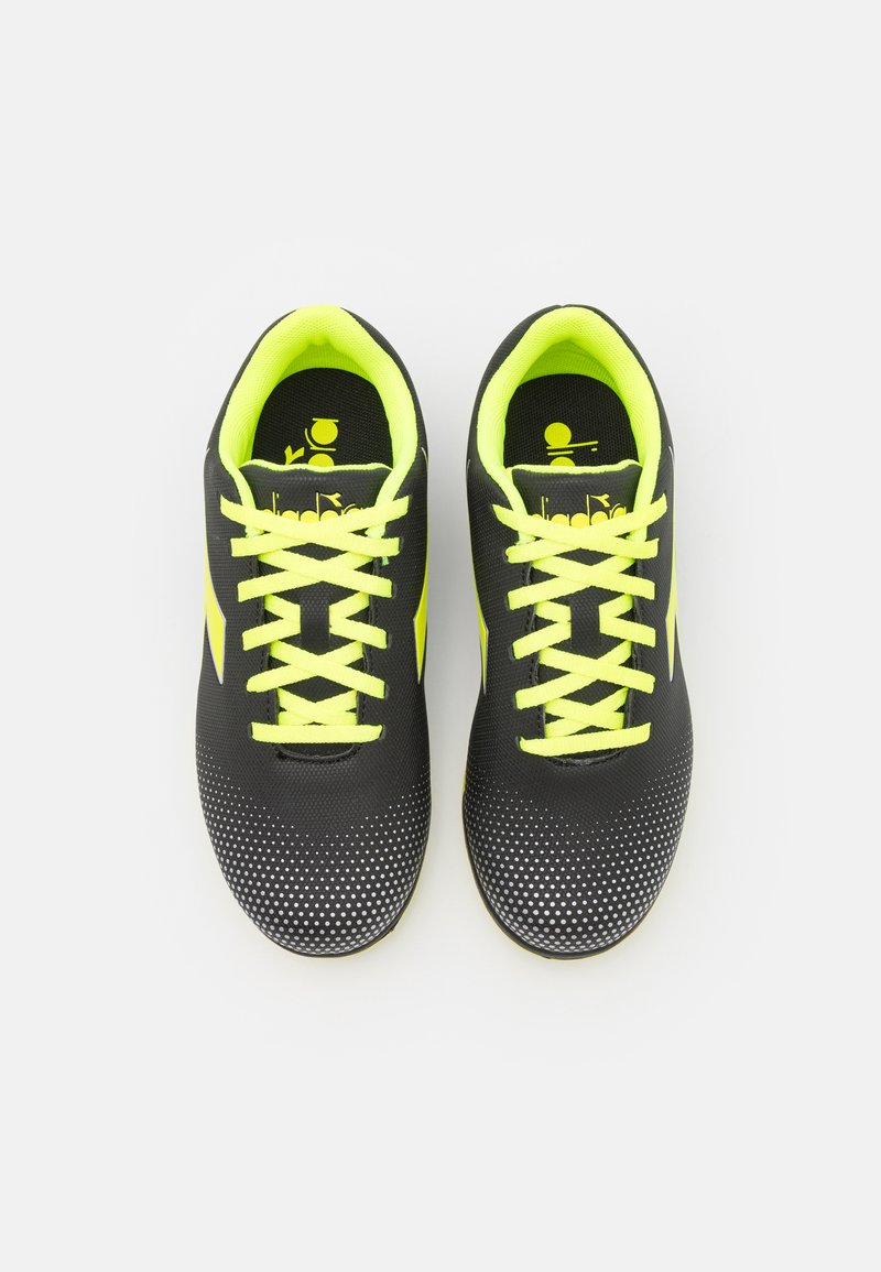 Bottes Chaussures de football Diadora PICHICHI 7 Blanc Turf Bottes Chaussures de football Diadora PICHICHI 7 Blanc Turf