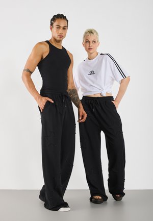 YOURTURN UNISEX - Dresside alumine osa - black