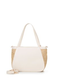 Sac à main en cuir crème avec un panneau latéral en paille tissée, doté de deux poignées et d'une bandoulière amovible. Accents en métal doré visibles.