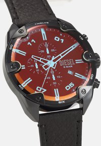Diesel SPIKED - Rannekello ajanottotoiminnolla - black