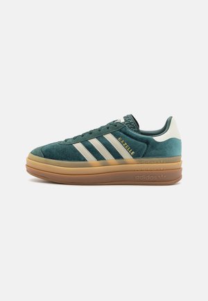 adidas Originals GAZELLE BOLD - Tenisice - mineral green/putty grey