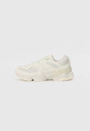 9060 UNISEX - Trainers - reflection