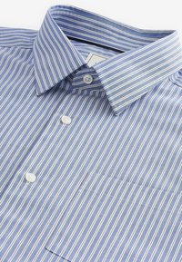 Next REGULAR FIT - Košeľa - blue white