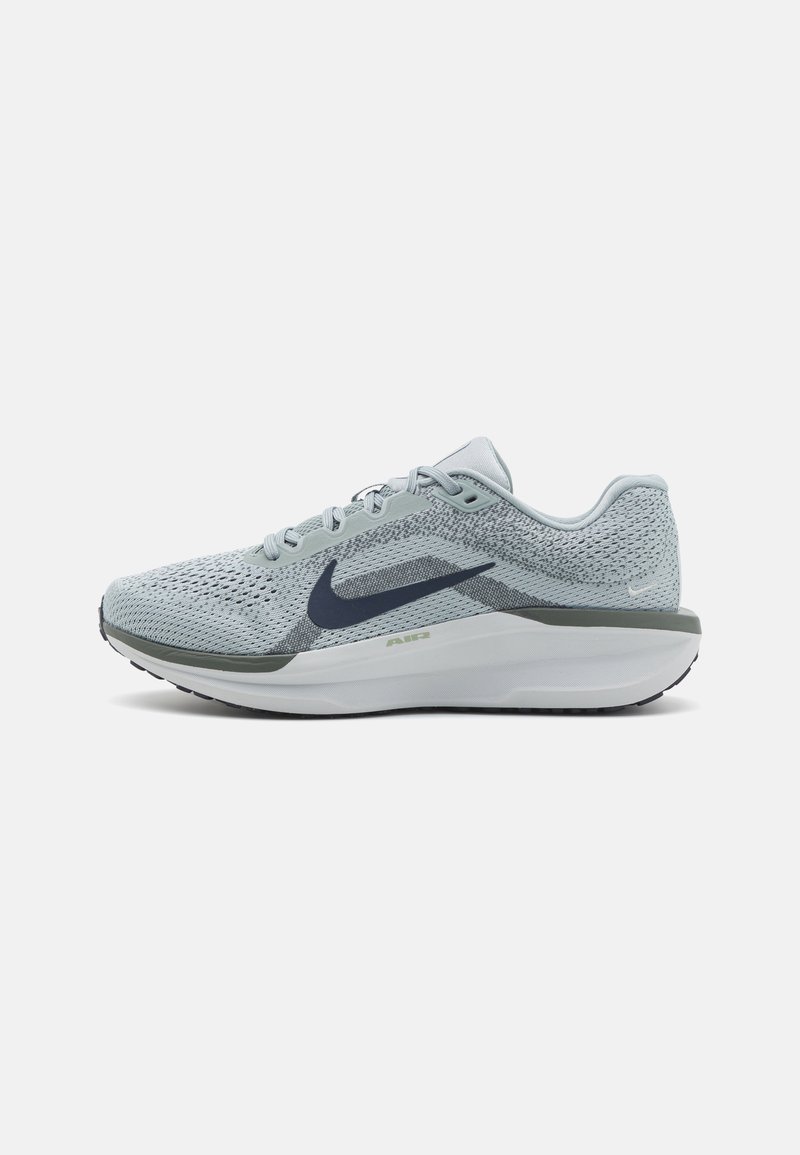 Nike Performance AIR WINFLO 11 - Sapatos para corrida em estrada - lt pumice/obsidian-iron grey-lt silver-pure platinum-jade horizon