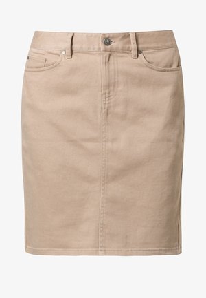 Beżowa spódnica z denimu z przednimi kieszeniami, dopasowanym krojem i widocznym przeszyciem wzdłuż szwów. Metalowe zapięcie na guzik w pasie.