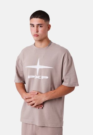 ESSENTIALS - Print T-shirt - marrón