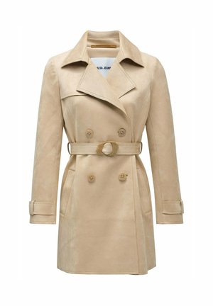 Abrigo trench de doble botonadura en color beige, fabricado en suave ante, con cintura ajustada con cinturón, cuello con muescas y acentos de botones en la parte frontal y las mangas.