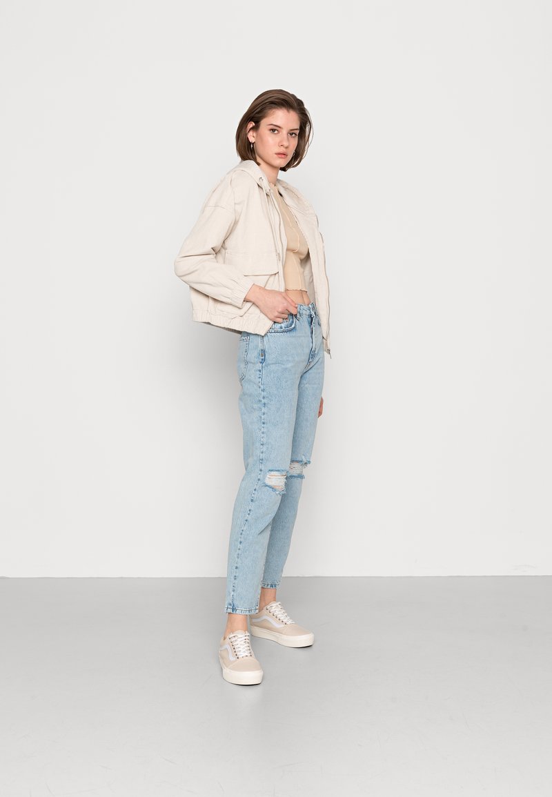 Damen T-Shirts | EDITED JOANA T-Shirt basic irish cream/beige - EH41292 Damen T-Shirts | EDITED JOANA T-Shirt basic irish cream/beige - EH41292