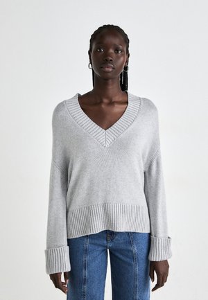 V NECK - Strickpullover - light grey melange