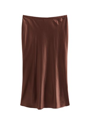 Bruine satijnen midi-rok met een lichte uitlopende vorm en een gladde textuur, getoond tegen een witte achtergrond.