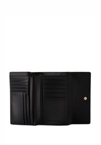 Portefeuille en cuir noir avec plusieurs emplacements pour cartes, une poche à monnaie et une fermeture à pression. Présente une texture lisse et un embossage subtil avec le nom de la marque.