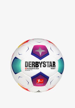 Weißer Fußball mit bunten hexagonalen und sternförmigen Mustern, mit einer strukturierten Oberfläche, "DERBYSTAR"-Markenlogo und Bundesliga-Logo.