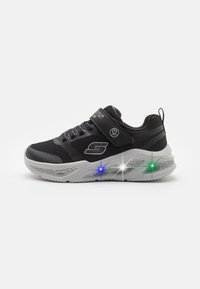 Skechers - LIGHTED GORE STRAP  - Tenisky - black/grey Miniatura obrázku 1