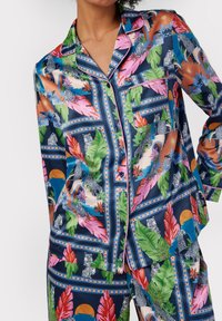 Chelsea Peers TEMPLE LEOPARD PRINT - Pyjama - navy