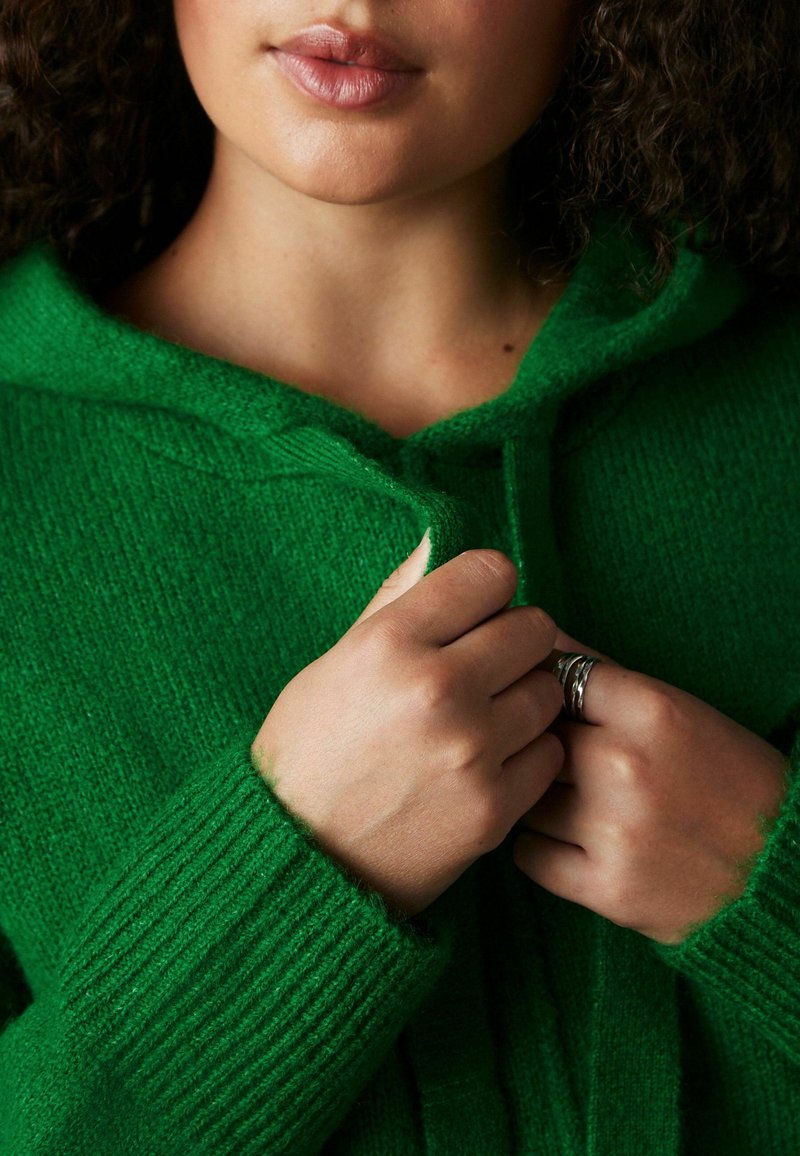 Next RELAXED FIT OVERSIZED - Džemperis su gobtuvu - green bright