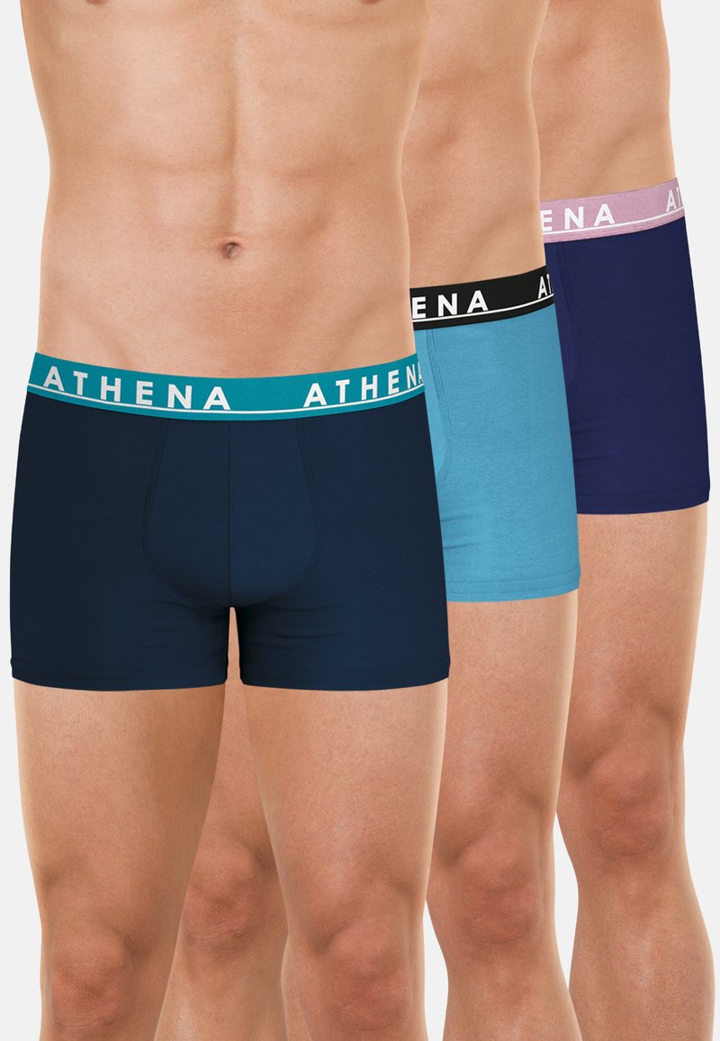 Boxers en coton doux de couleur marine, bleu clair et bleu foncé. Matière en coton doux avec des tailles élastiques contrastantes arborant le logo "ATHENA".