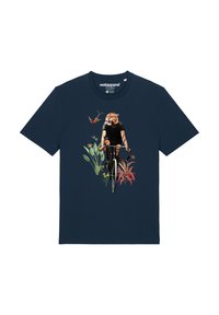 Navy katoenen T-shirt met een grafiek van een fietser met een tijgerhoofd, omringd door kleurrijke planten en bloemen.