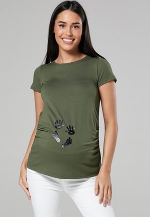 Chelsea Clark MATERNITY TOP - T-shirt imprimé - khaki