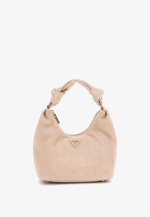 Hellebeige Wildleder-Handtasche mit runder Form, einem geknoteten Henkel und einem Reißverschlussverschluss. Sie verfügt über ein goldenes Logo-Element.