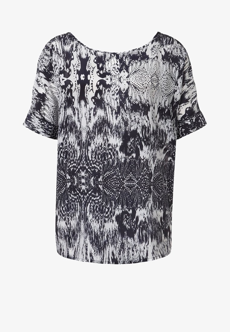 Haut à manches courtes avec un motif abstrait bleu marine et blanc. Confectionné en tissu léger avec une coupe ample et carrée et un col large.