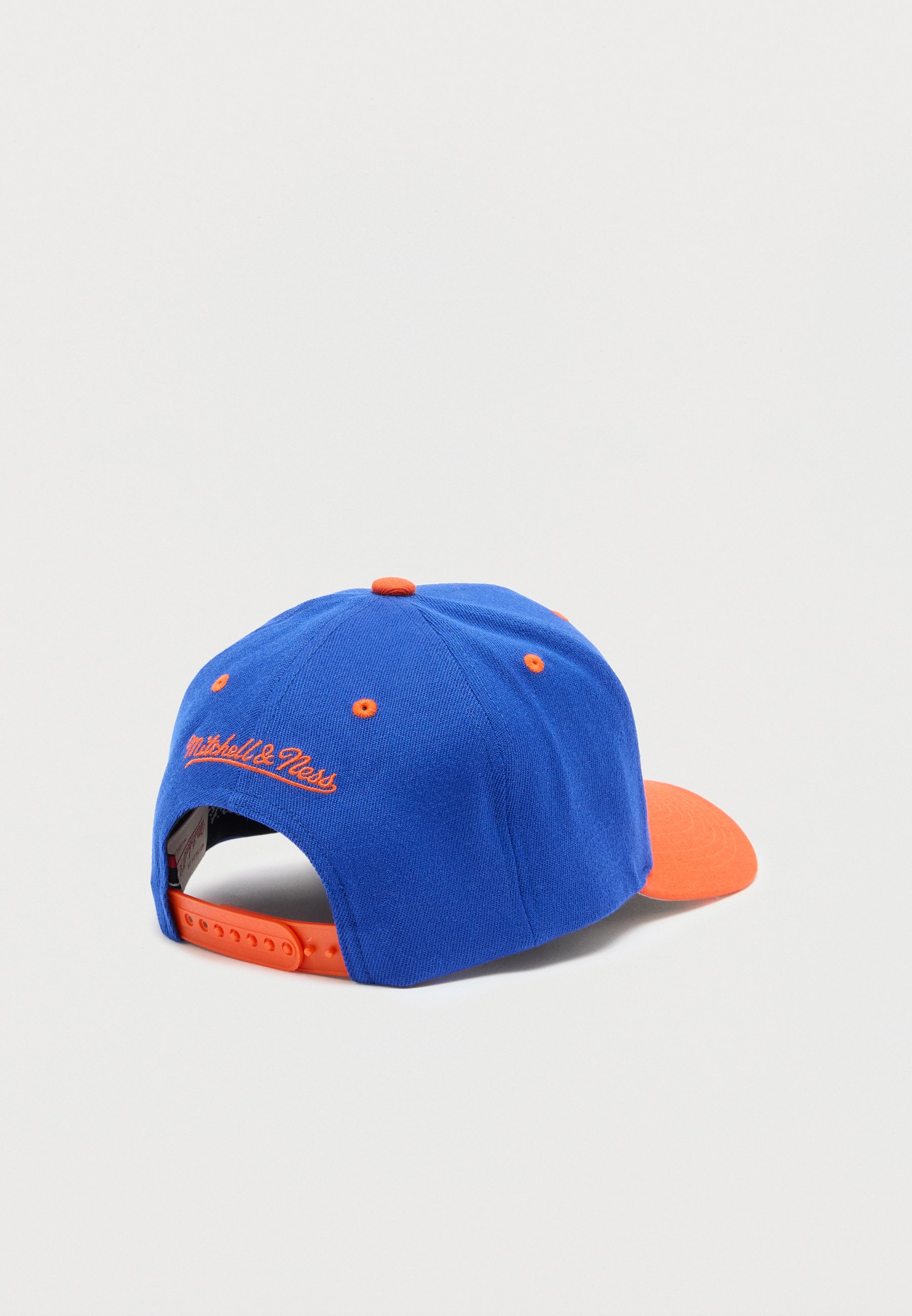 Mitchell & Ness NEW YORK KNICKS TEAM ARCH CLASSIC UNISEX - Pet