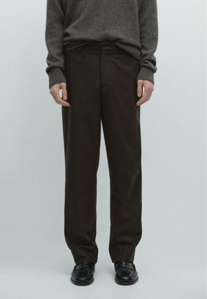 TOTAL LOOK - Stoffhose - dark brown