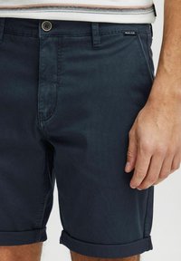 INDICODE JEANS IDLUCA - Szorty