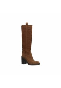 Bottes en cuir suédé marron montant jusqu'au genou, avec un talon épais noir et une boucle en haut pour un enfilage facile. Texture lisse avec un bout rond et sans motifs visibles.