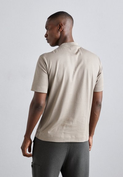 Emporio Armani Apdrukāts T-krekls - beige