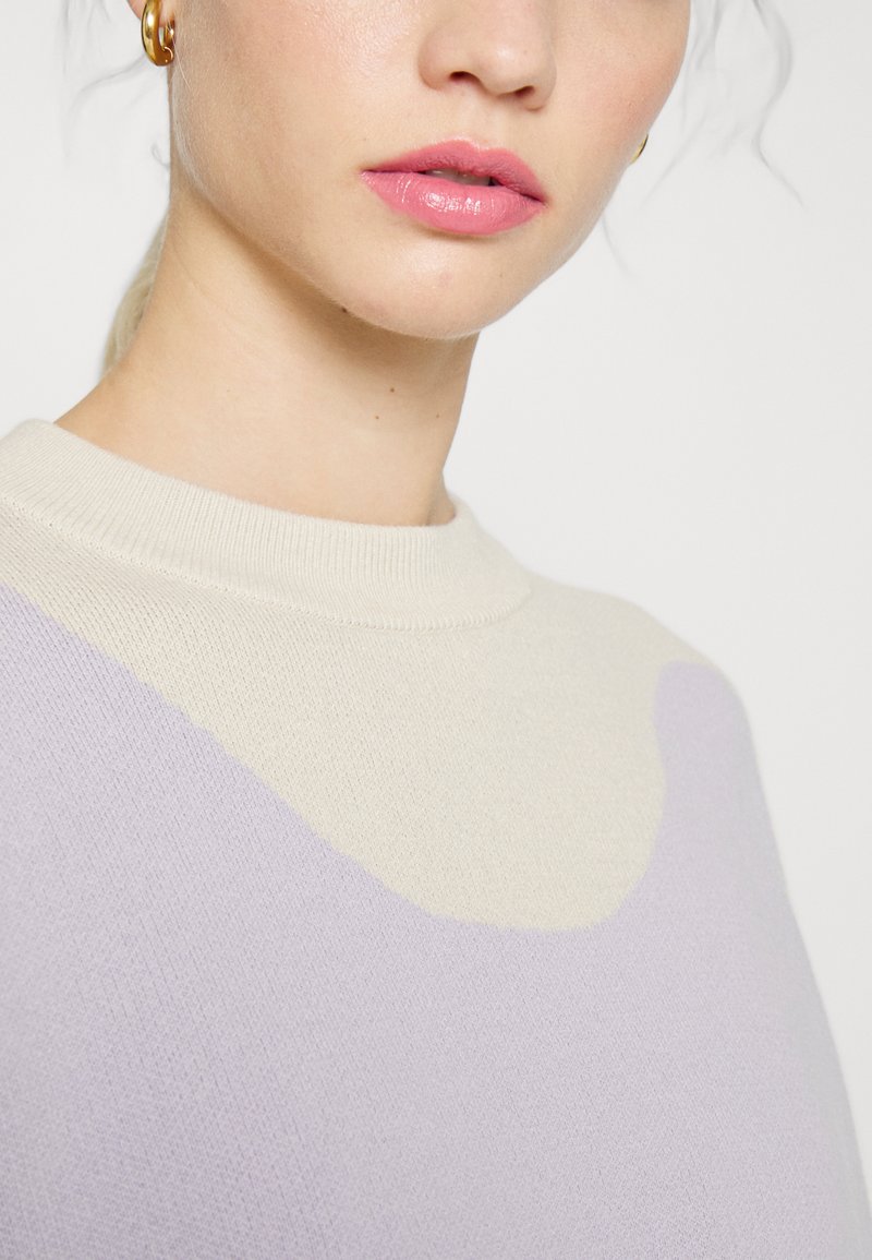 Damen Strickjacken | Marimekko TIETO LOKKI Strickpullover off white/lavender/offwhite - AA31208 Damen Strickjacken | Marimekko TIETO LOKKI Strickpullover off white/lavender/offwhite - AA31208