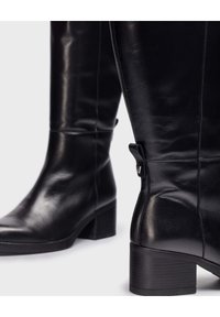 WONDERS XL TOPO - Botas - black