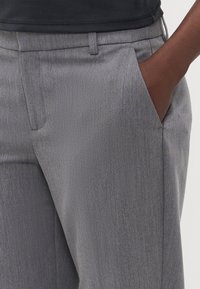 Gina Tricot Tall RELAXED TROUSERS - Stoffhose - grey melange