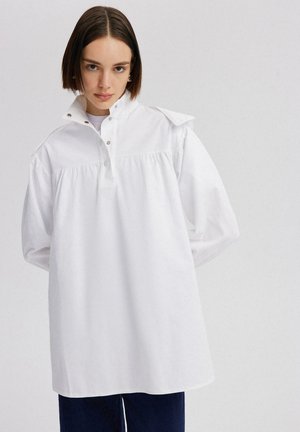 Touché Privé HOODED - Vetrovka - white