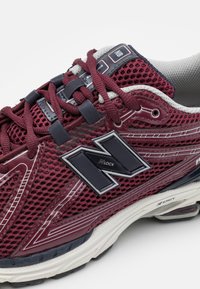 New Balance M1906 UNISEX - Joggesko - bordeaux